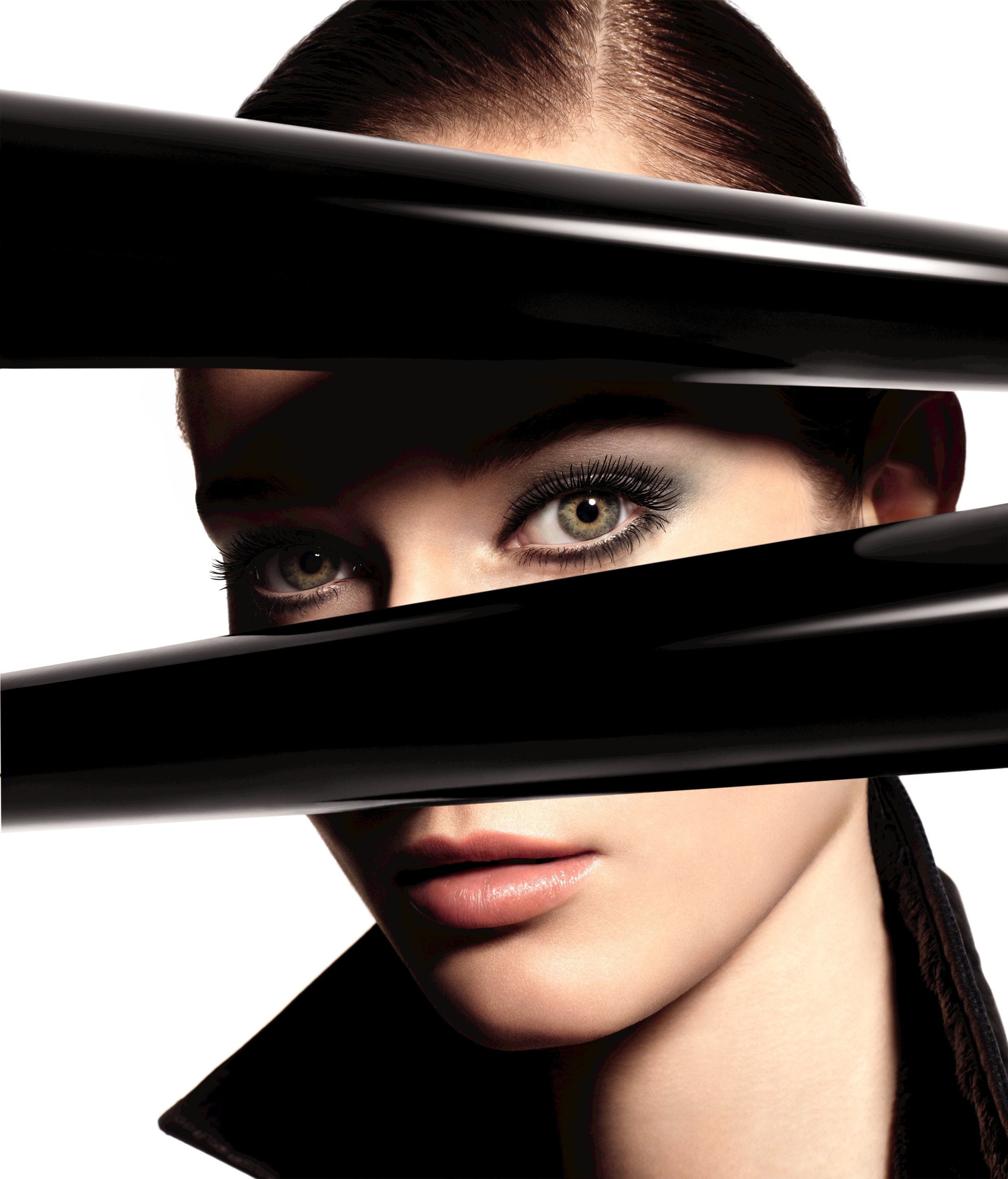Vervullen minstens elke keer Nieuwe eyecandy van Chanel: Jeux de Regards | Independent Fashion Daily